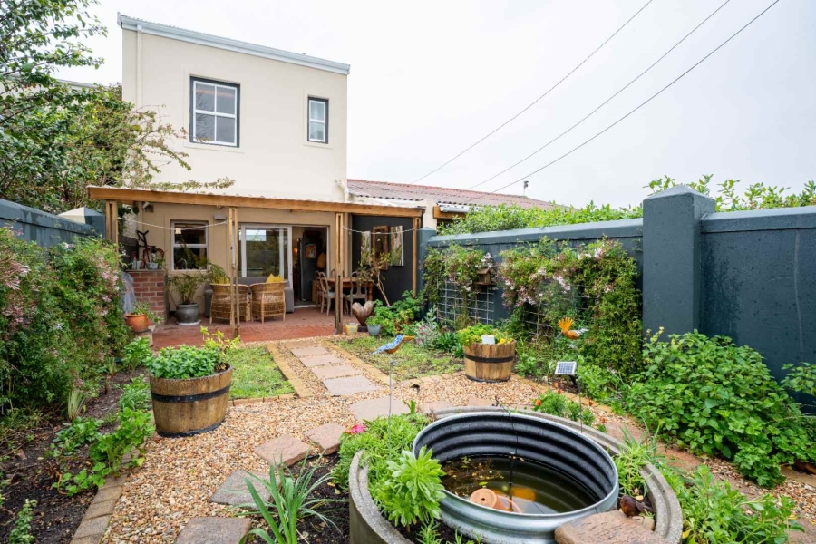To Let 2 Bedroom Property for Rent in Franschhoek Western Cape